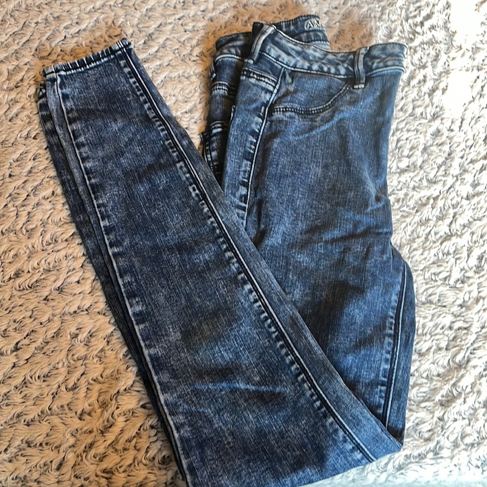 American eagle stonewash faded skinny jeans
